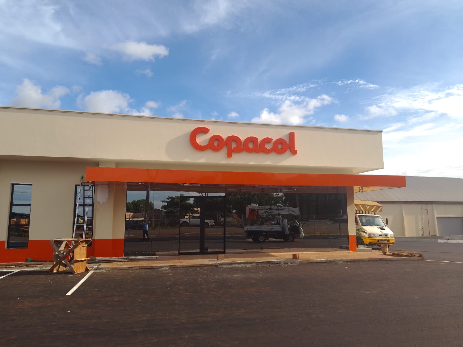 Letreiro em letra caixa da fachada Copacol